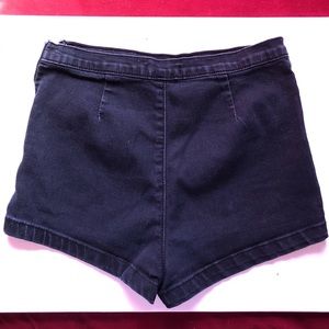 Black High Waisted Zip-up Short Shorts